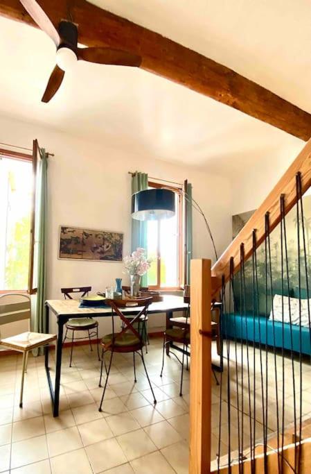 Duplex Arago Au Coeur De Sete, Comme Une Petite Maison Экстерьер фото