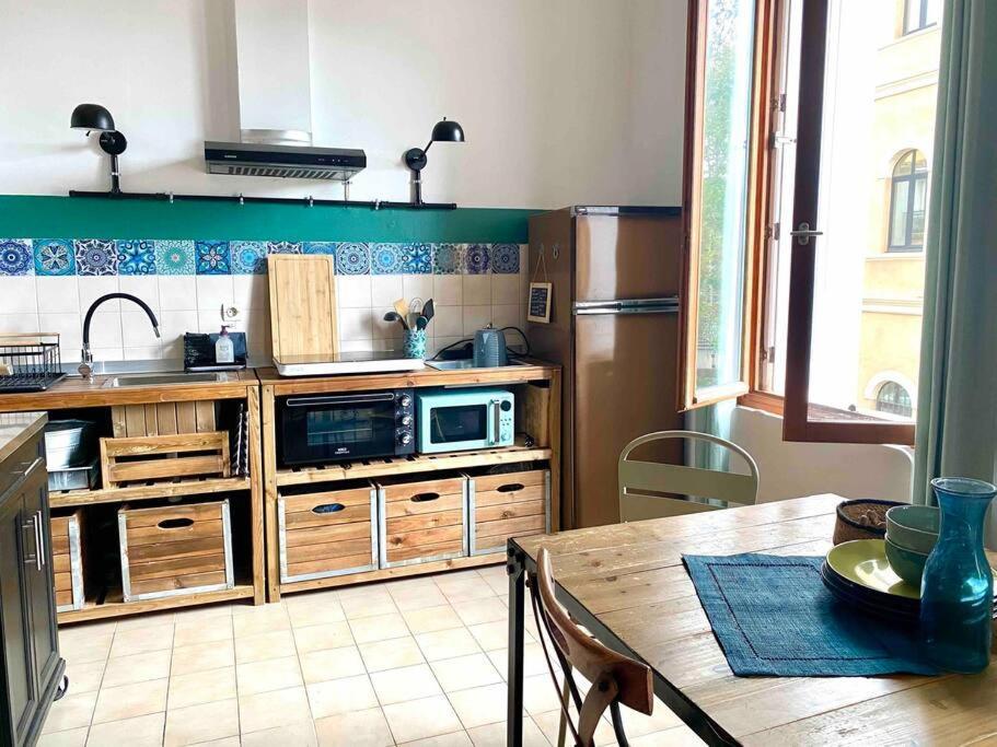Duplex Arago Au Coeur De Sete, Comme Une Petite Maison Экстерьер фото